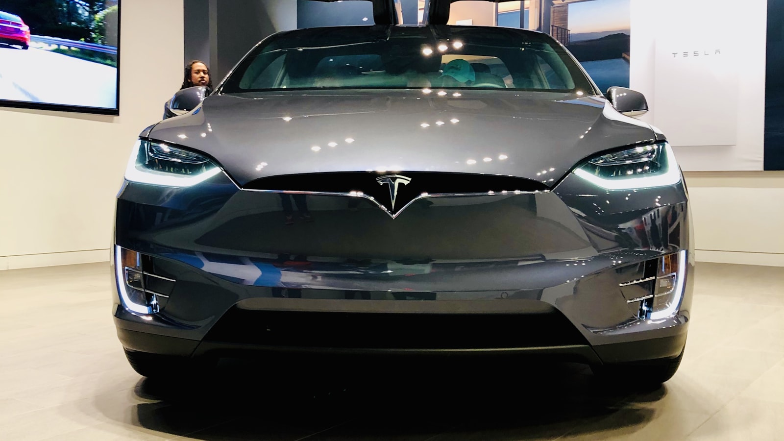 Tesla Model X with falcon doors open
